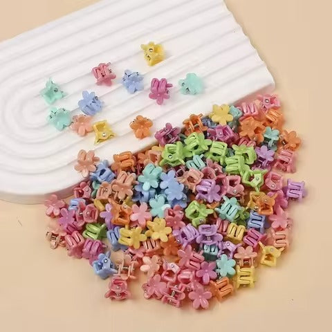 100 PCS Mini Flower Hair Claw Clips For Kids Assorted Colors Cute Plastic Hair Accessories Gentle Grip Non Slip Comfortable